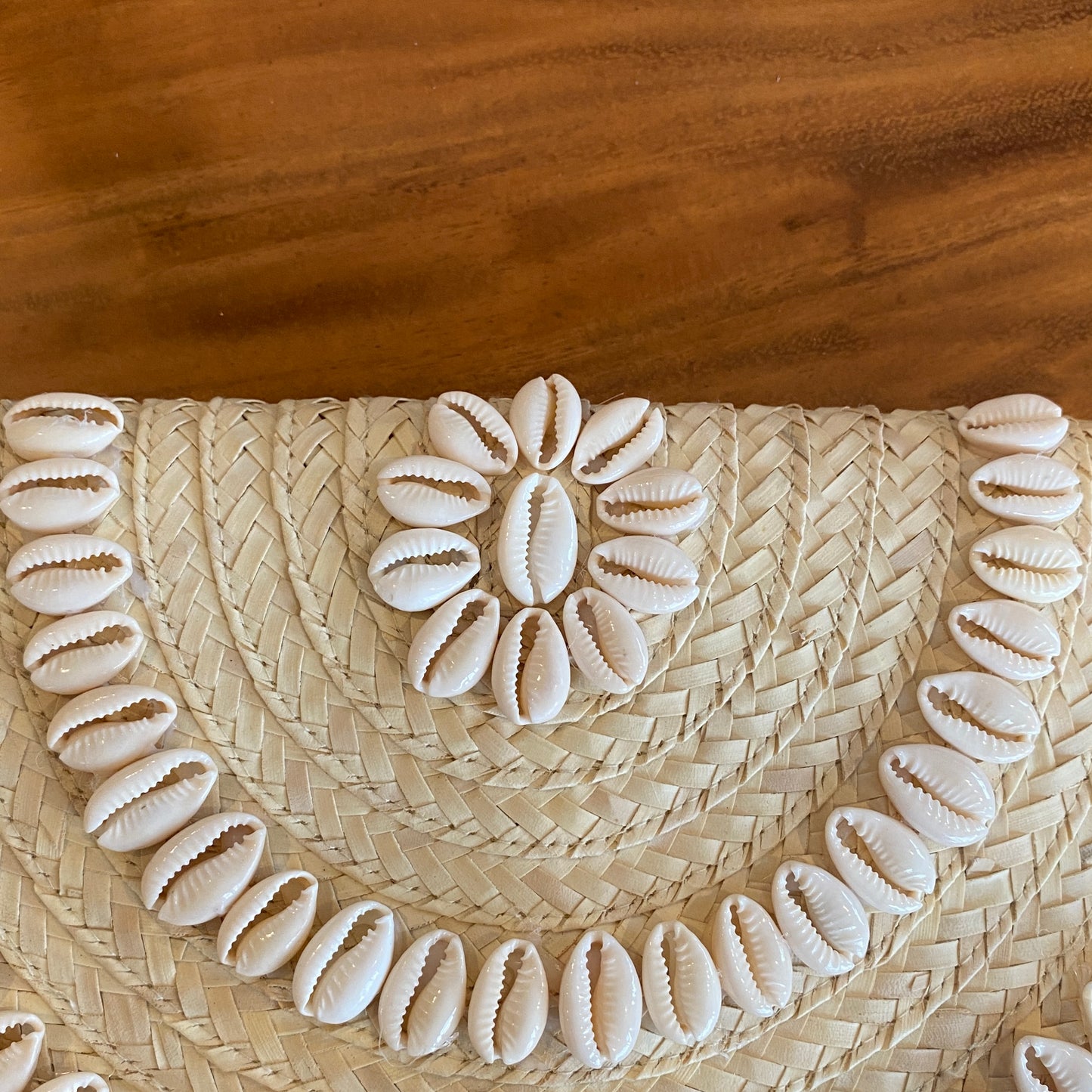 Sea Shell Rattan Bag | Natural
