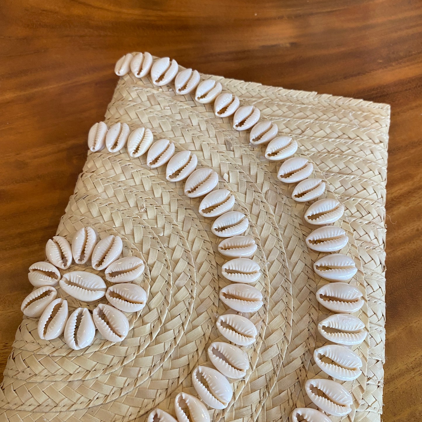 Sea Shell Rattan Bag | Natural