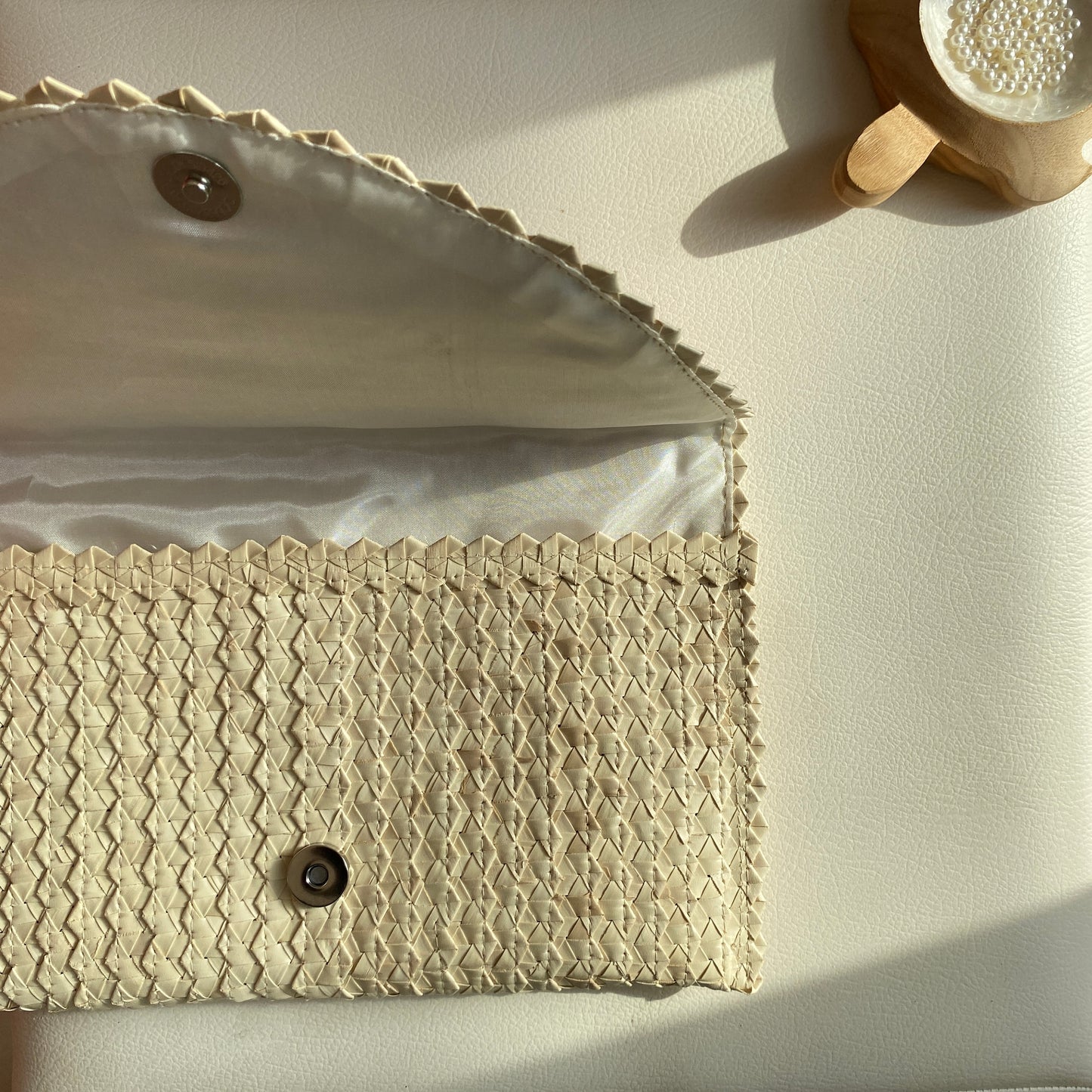 Shell Rattan Clutch | Blue