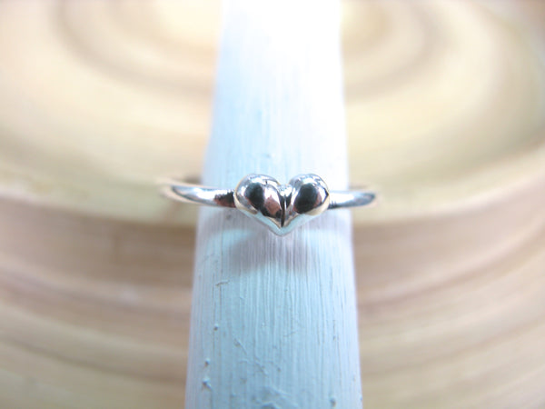 Minimalist Heart Ring in 925 Sterling Silver