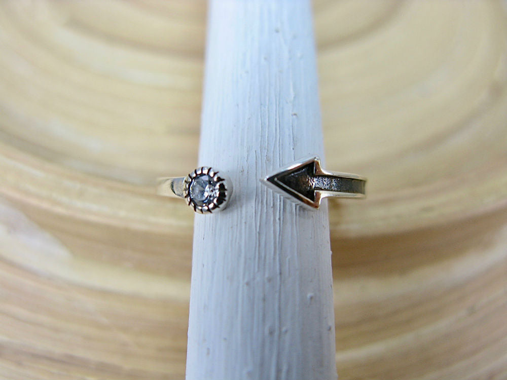 Open Arrow Oxidized Ring in 925 Sterling Silver