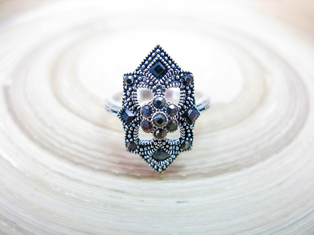 Marcasite Filigree Kite Ring in 925 Sterling Silver