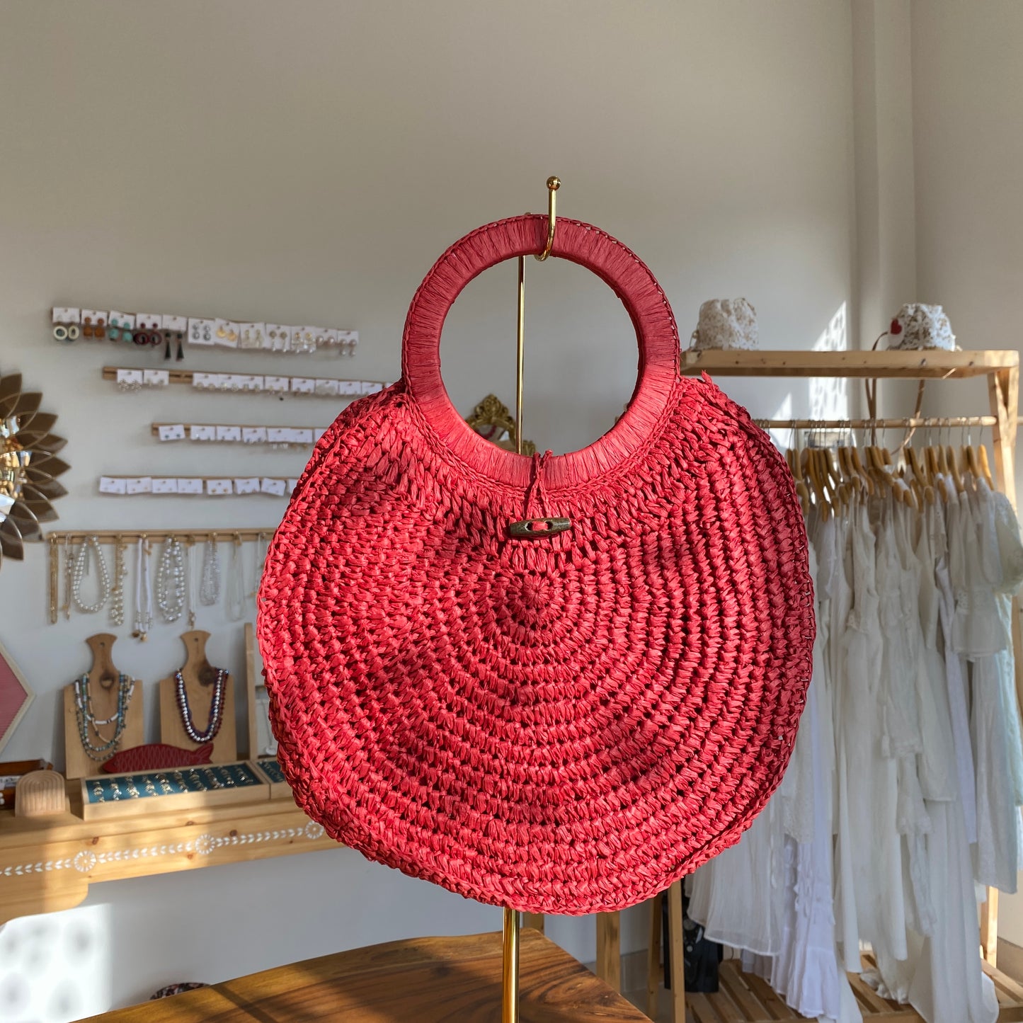 Chic Round Straw Bag | Red