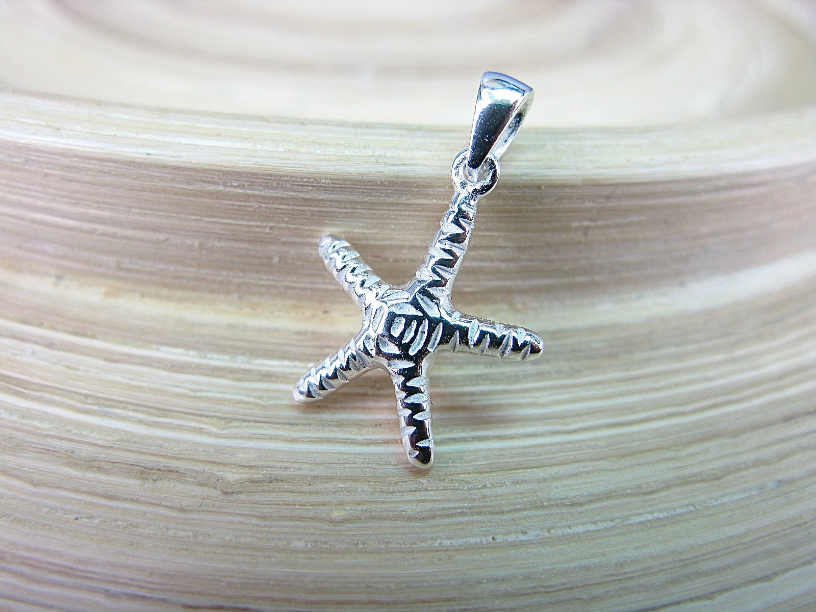 Starfish Hammered 925 Sterling Silver Pendant Pendant Faith Owl - Faith Owl