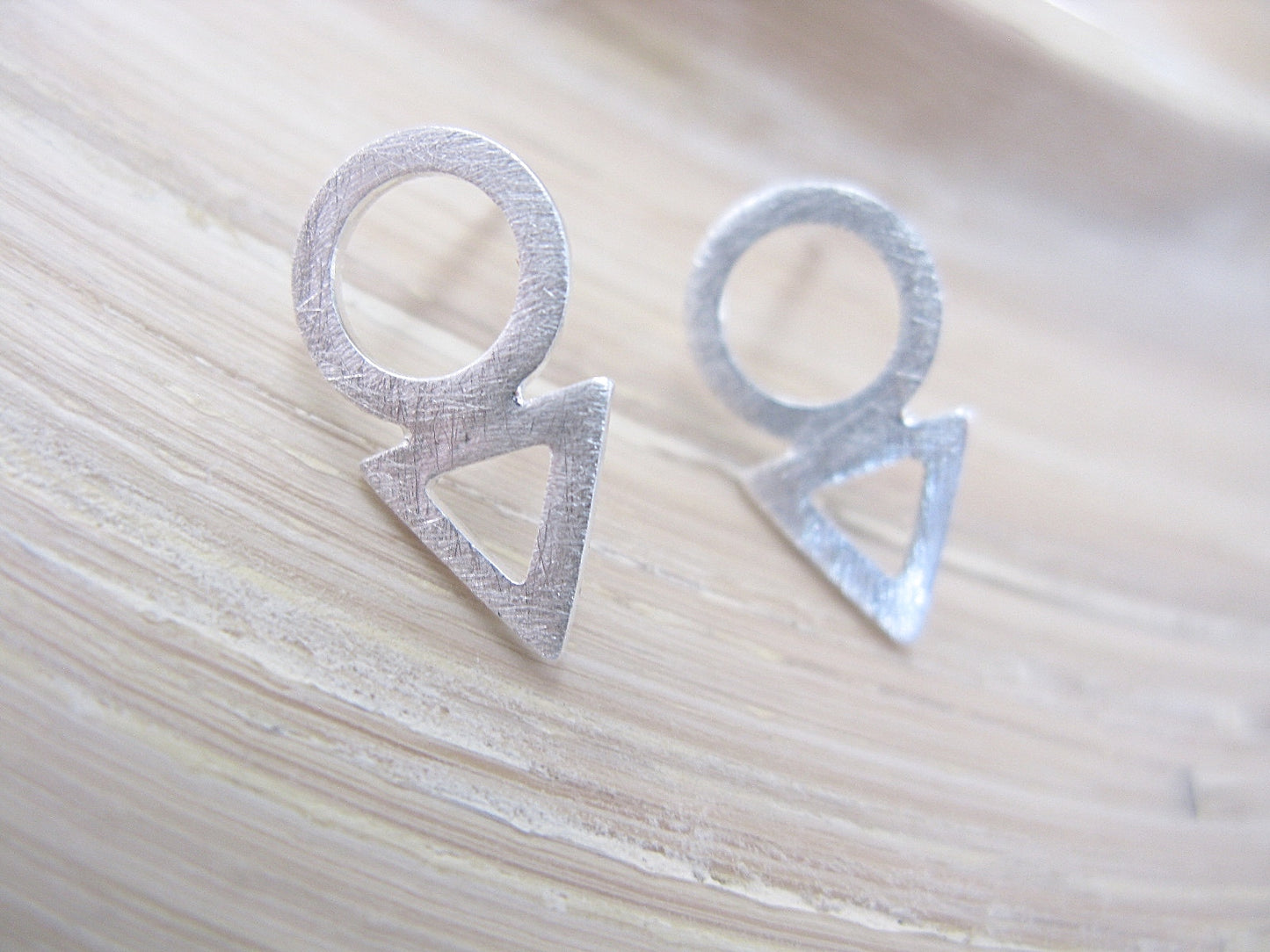 Geometric Round Circle Triangle Filigree Matte 925 Sterling Silver Stud Earrings