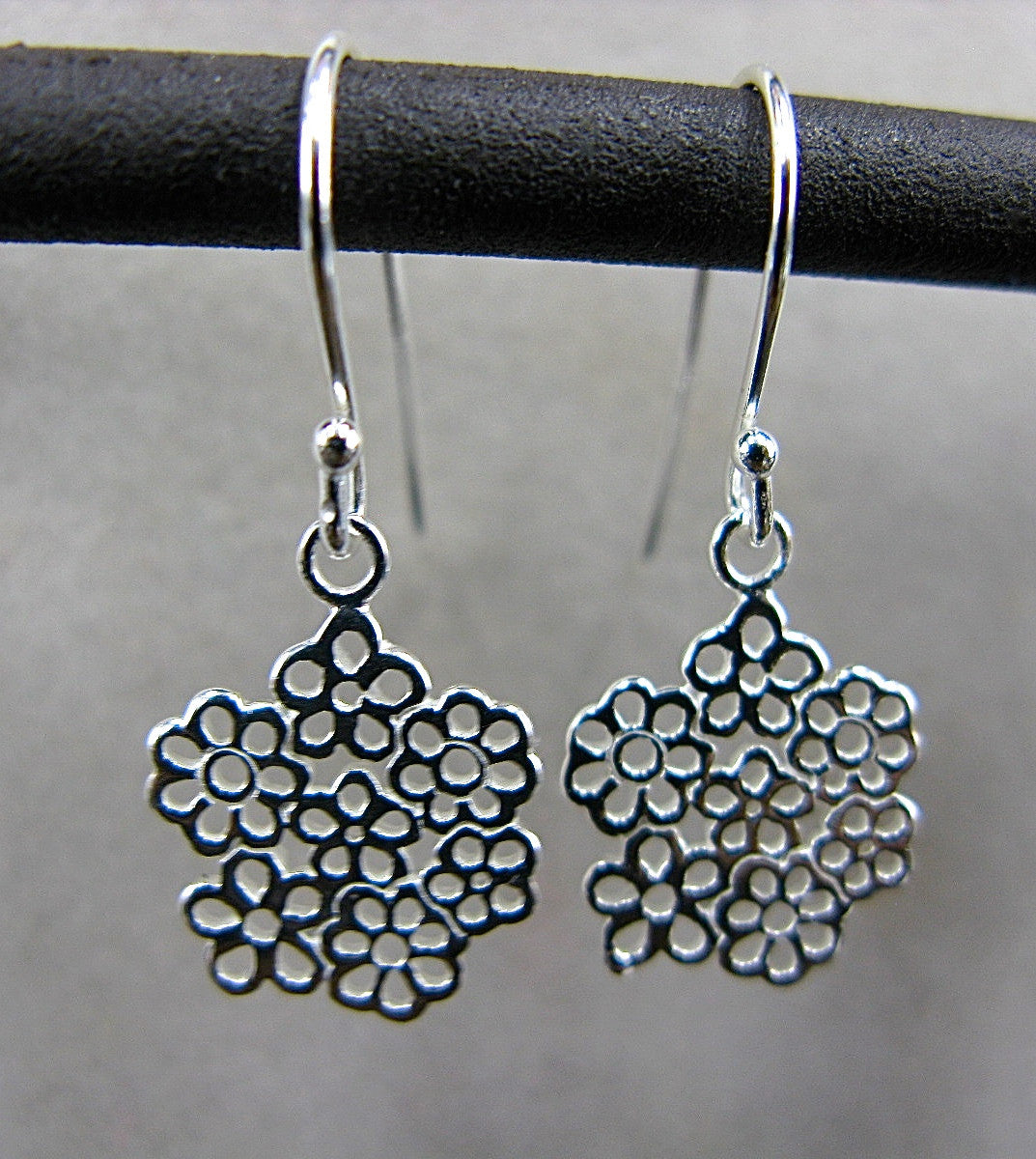 Filigree Lace Flower Dangle 925 Sterling Silver Earrings Earrings - Faith Owl