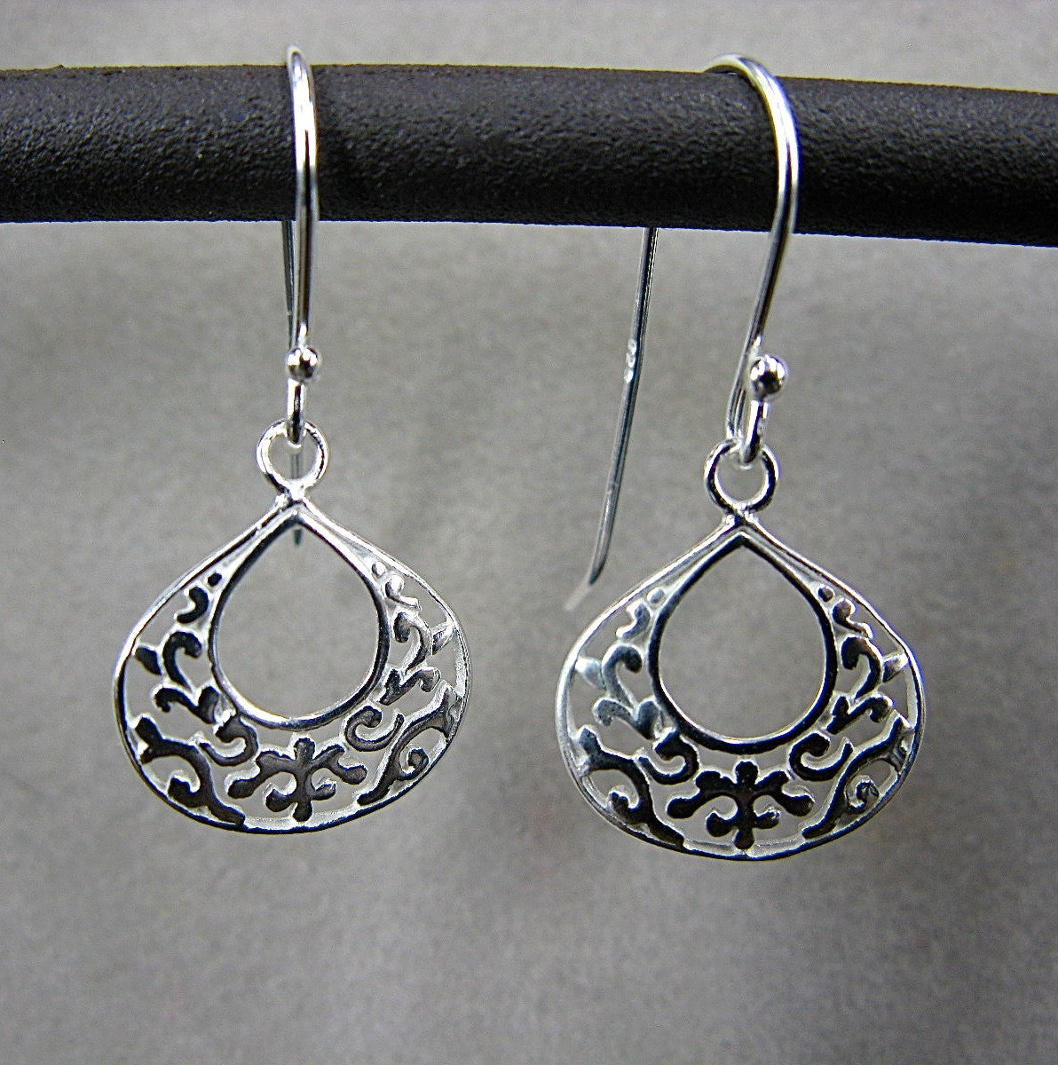 Filigree Lace Dangle Drop Pear Shaped 925 Sterling Silver Earrings Earrings Faith Owl - Faith Owl