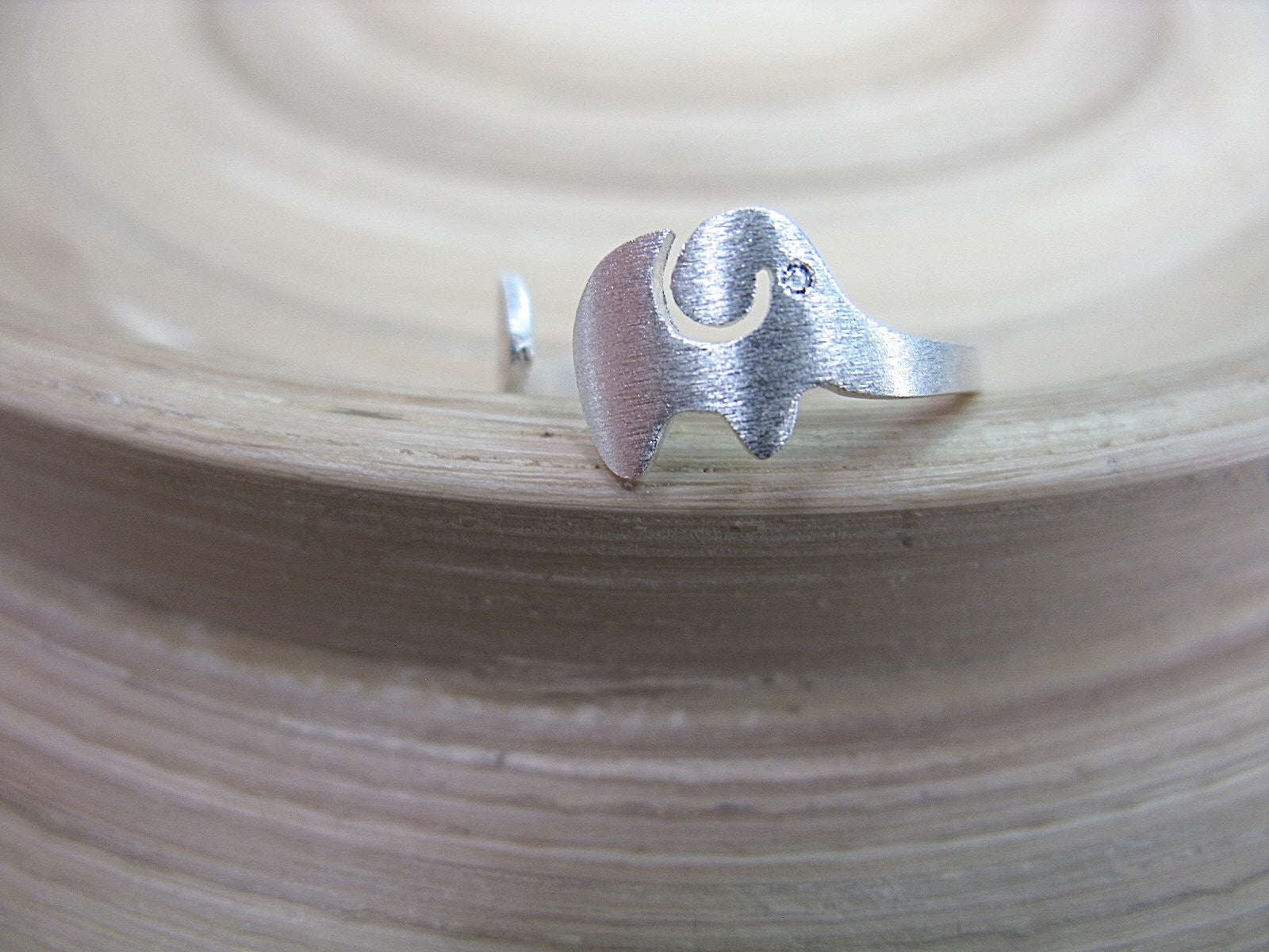 Elephant Matt Look 925 Sterling Silver Elephant Ring Ring - Faith Owl