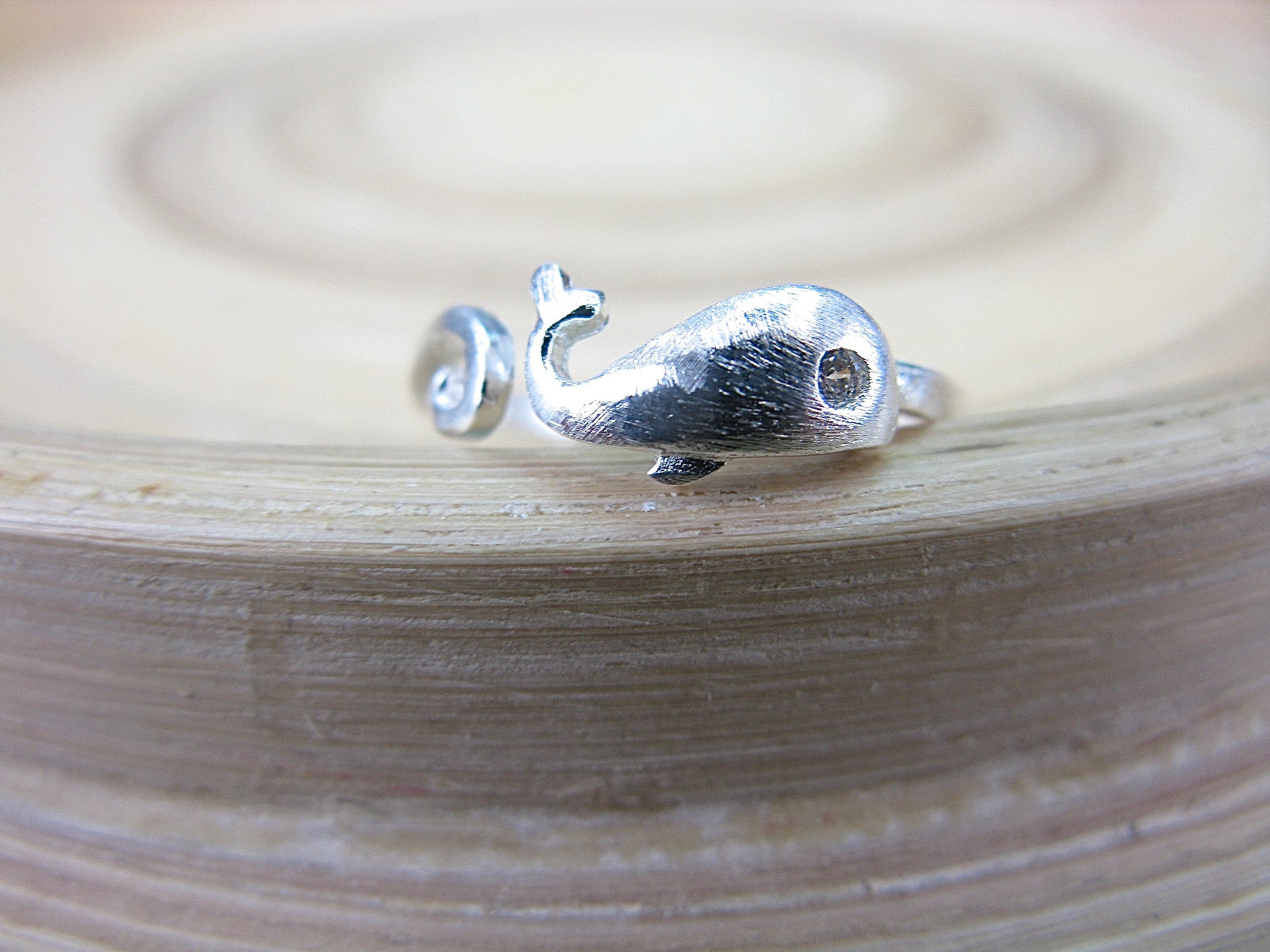 Whale Matt Look 925 Sterling Silver Ring Ring Faith Owl - Faith Owl