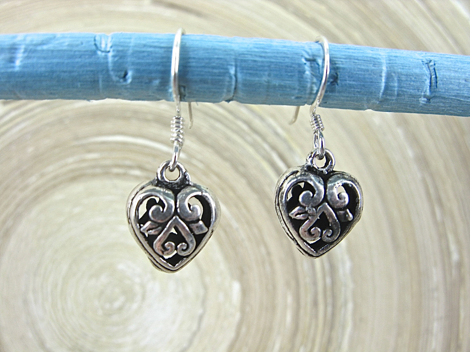 Filigree Lace Oxidized Heart Earrings in 925 Sterling Silver Earrings - Faith Owl