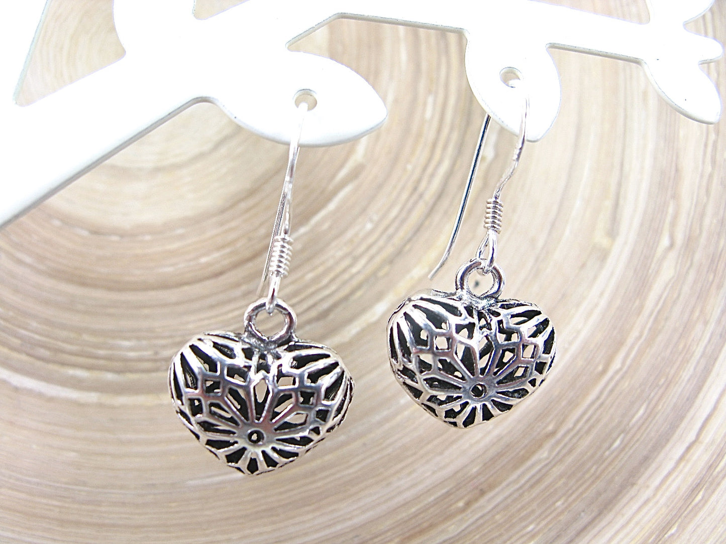 Filigree Lace Heart Earrings in 925 Sterling Silver Earrings - Faith Owl