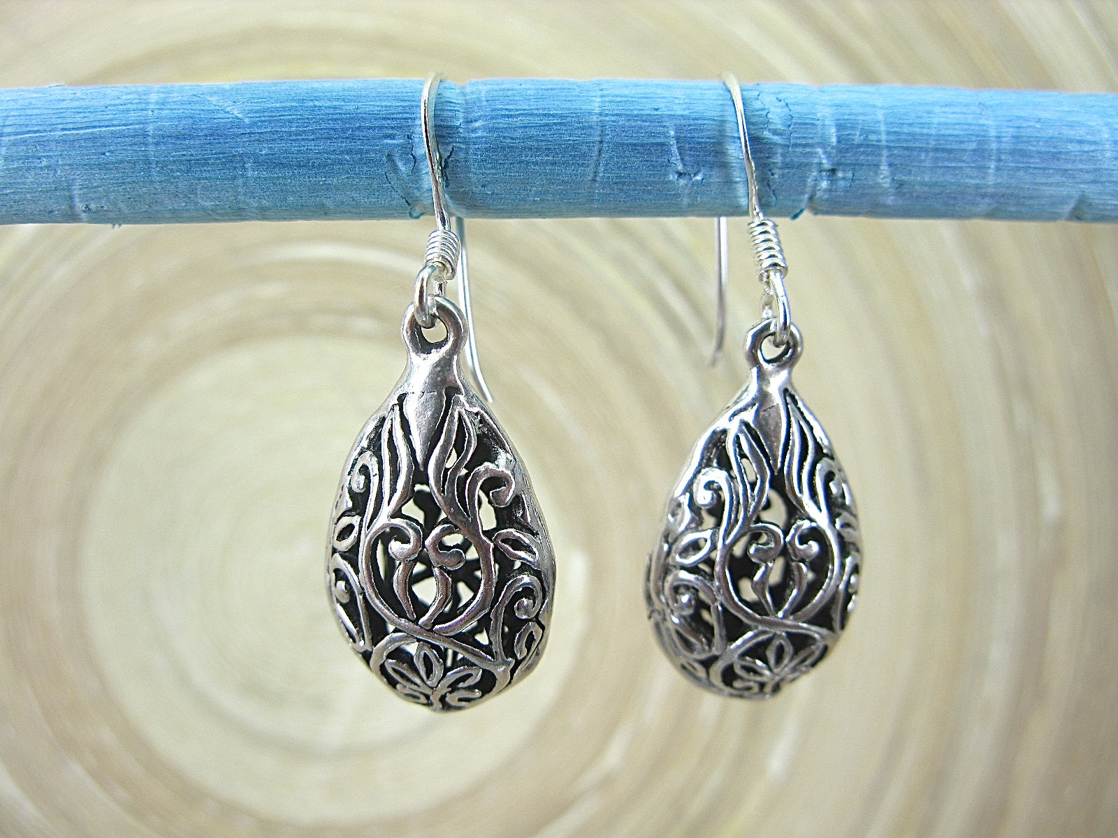 Filigree Lace Oval Dangle Drop Earrings in 925 Sterling Silver Earrings - Faith Owl