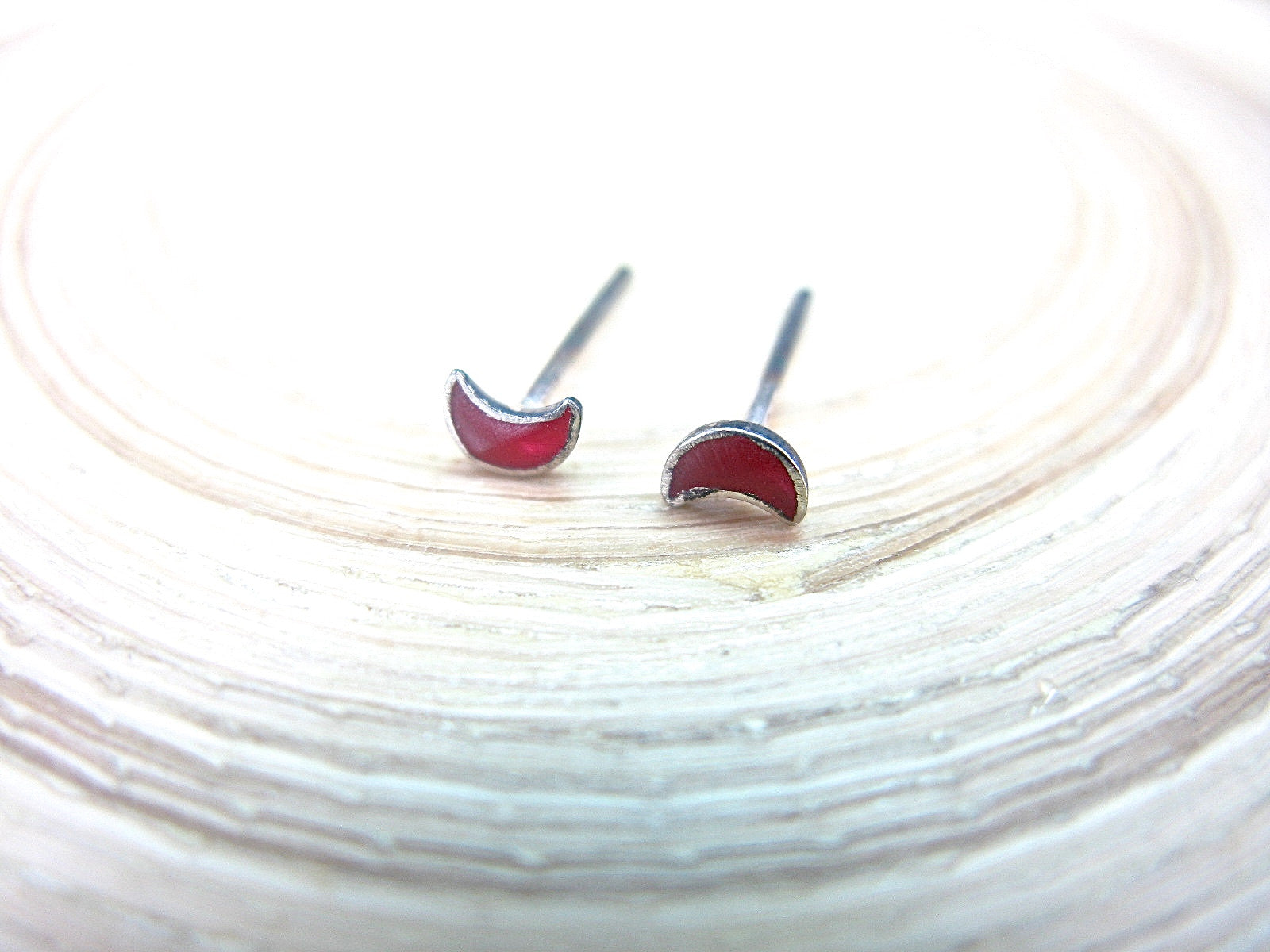 Red Garnet Stud Earrings Minimalist 925 Sterling Silver Stud Faith Owl - Faith Owl