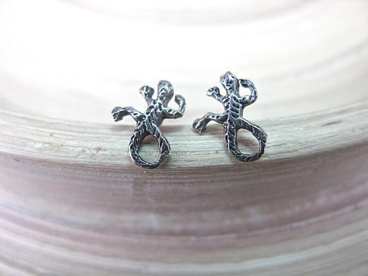 Gecko Stud Earrings 925 Sterling Silver Stud - Faith Owl