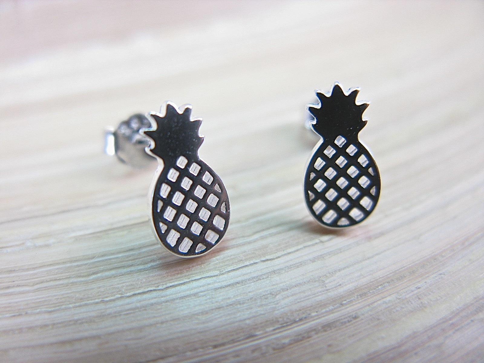 Pineapple Stud Earrings in 925 Sterling Silver Stud Faith Owl - Faith Owl