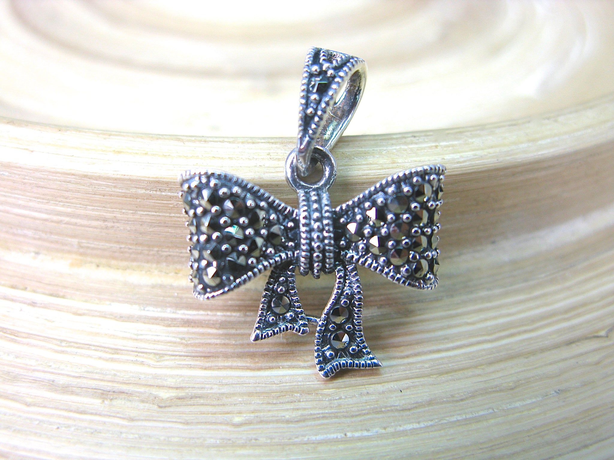 Ribbon Bow Marcasite 925 Sterling Silver Pendant