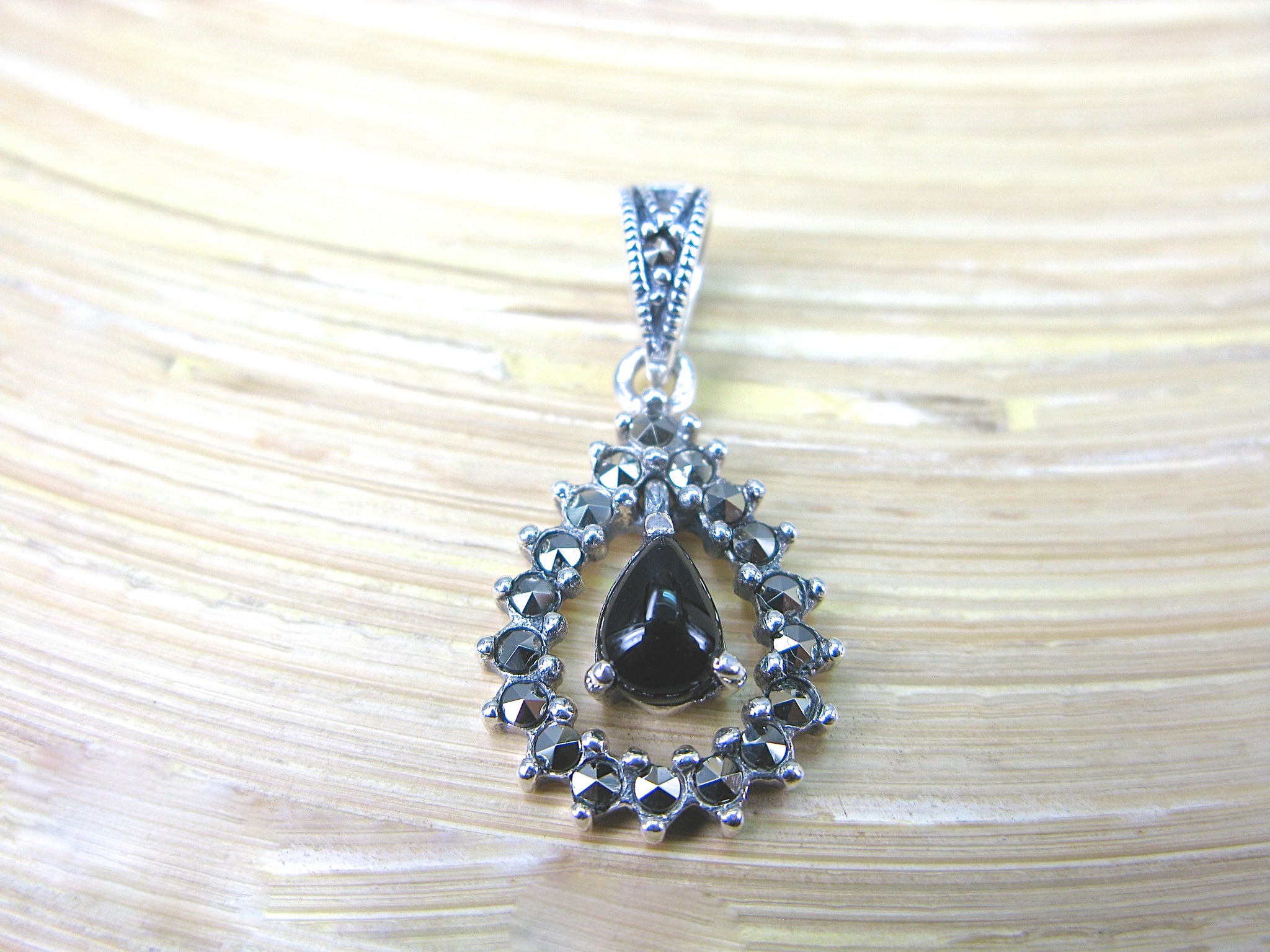 Water Drop Pear Shaped Onyx Marcasite 925 Sterling Silver Pendant
