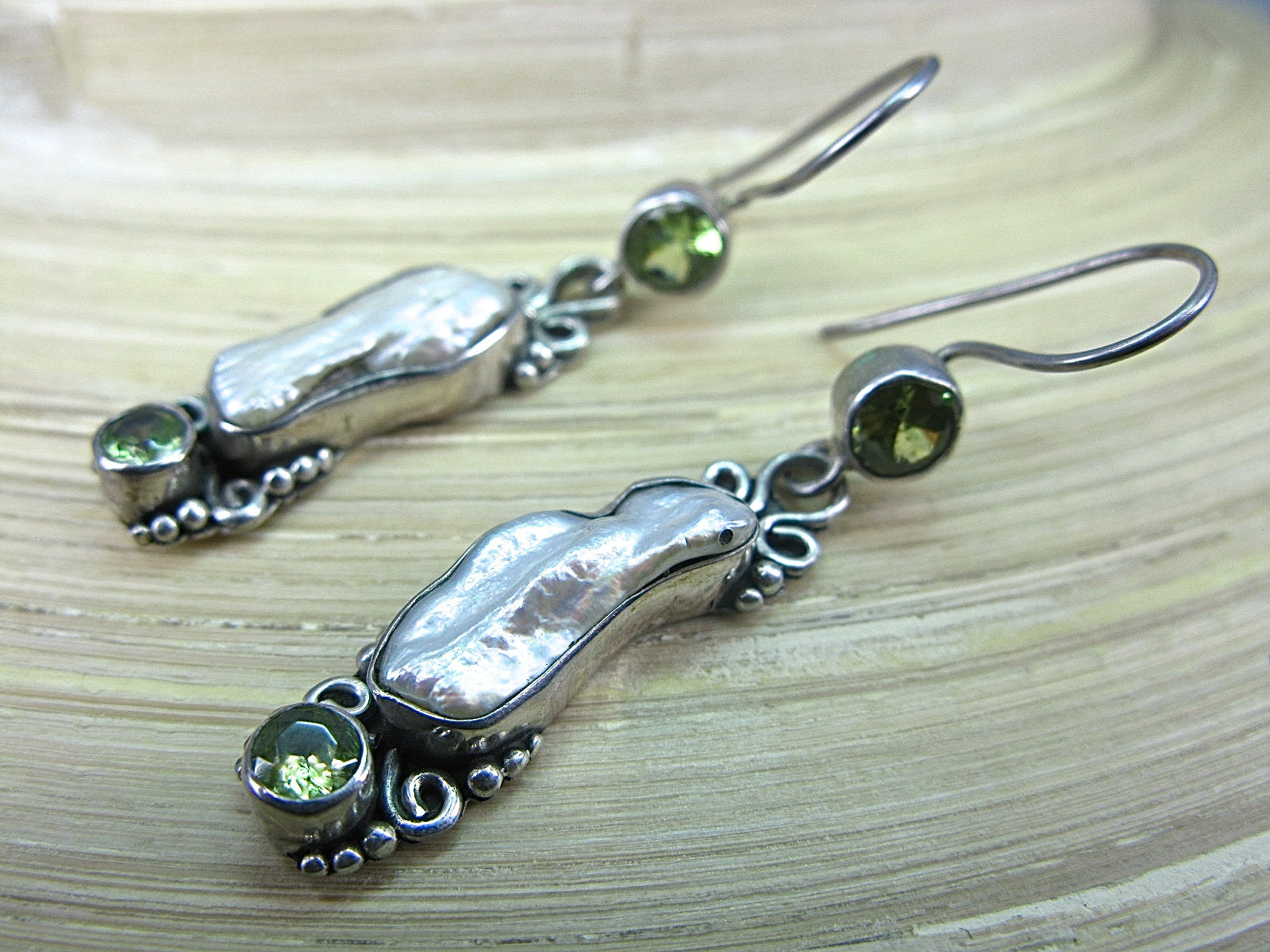 Balinese Pearl Peridot Gemstone Dangle 925 Sterling Silver Earrings Earrings - Faith Owl