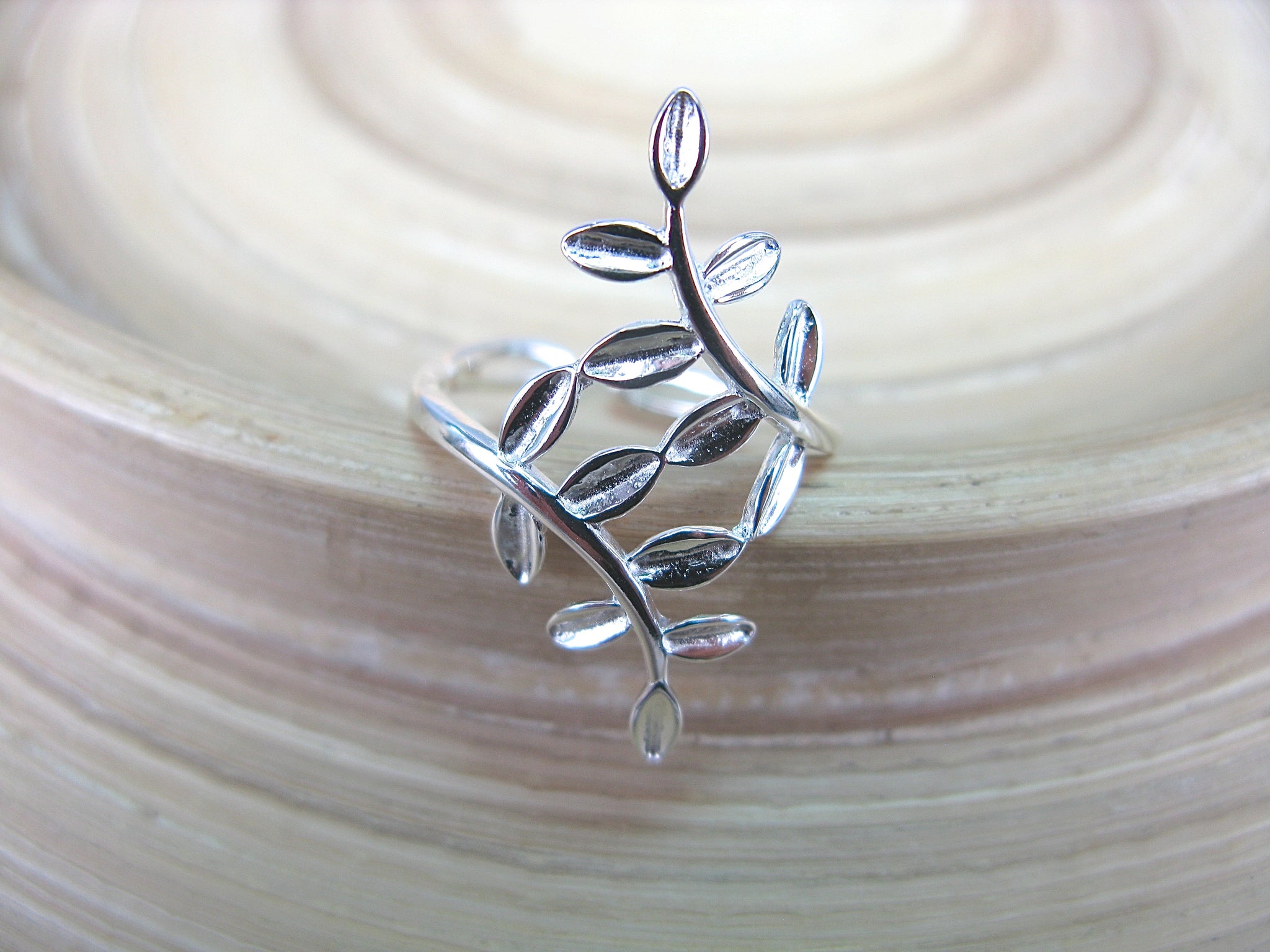 Leaf Branch Ring in 925 Sterling Silver