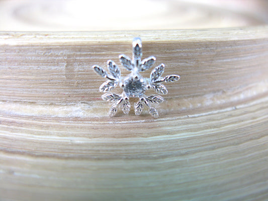 Snowflake Pendant Necklace in 925 Sterling Silver