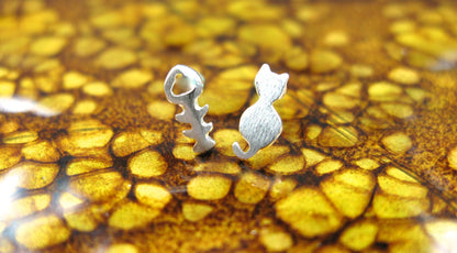 Cat Fish Bone 925 Sterling Silver Stud Earrings Stud Faith Owl - Faith Owl