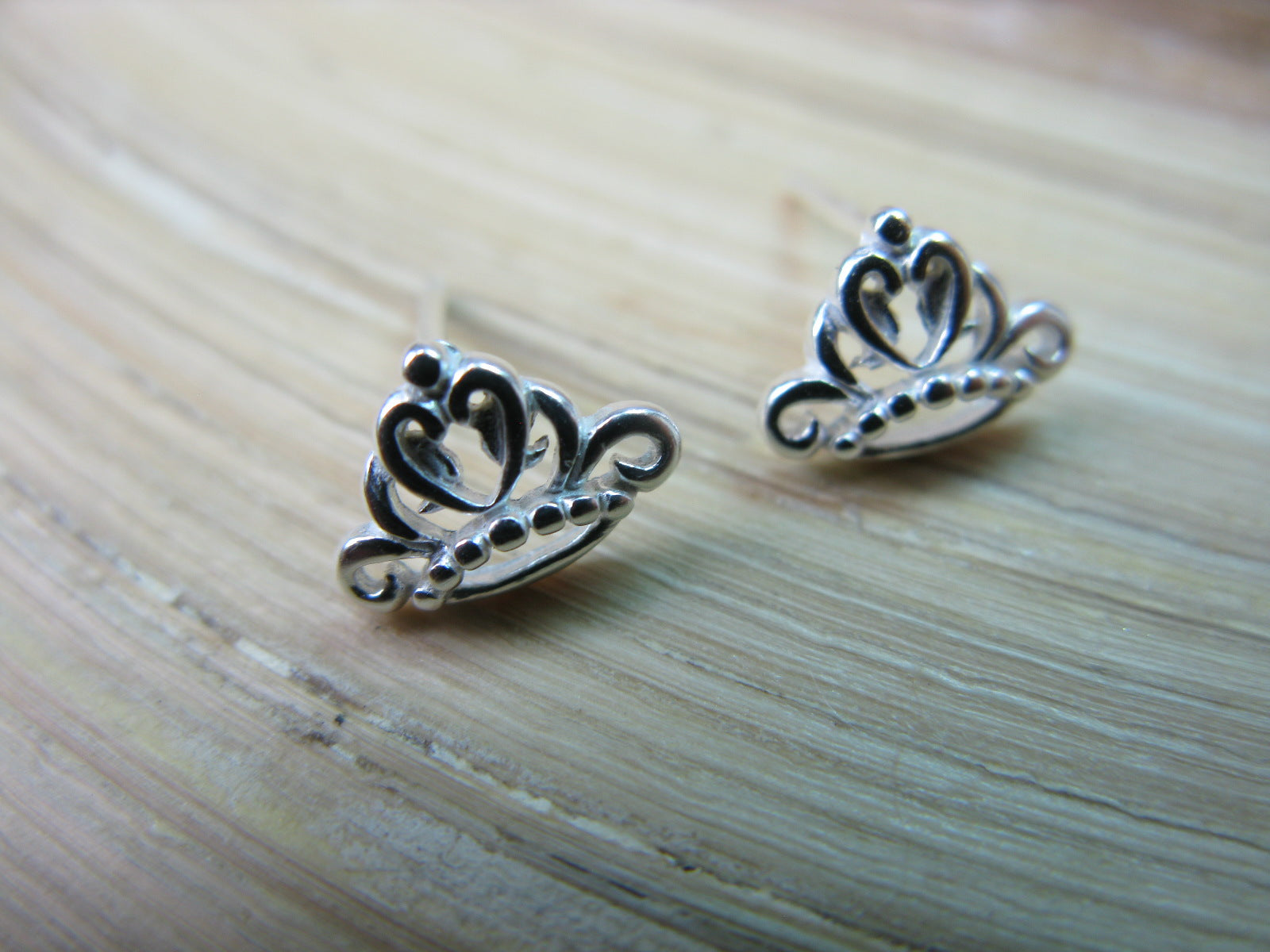 Crown Stud Earrings in 925 Sterling Silver