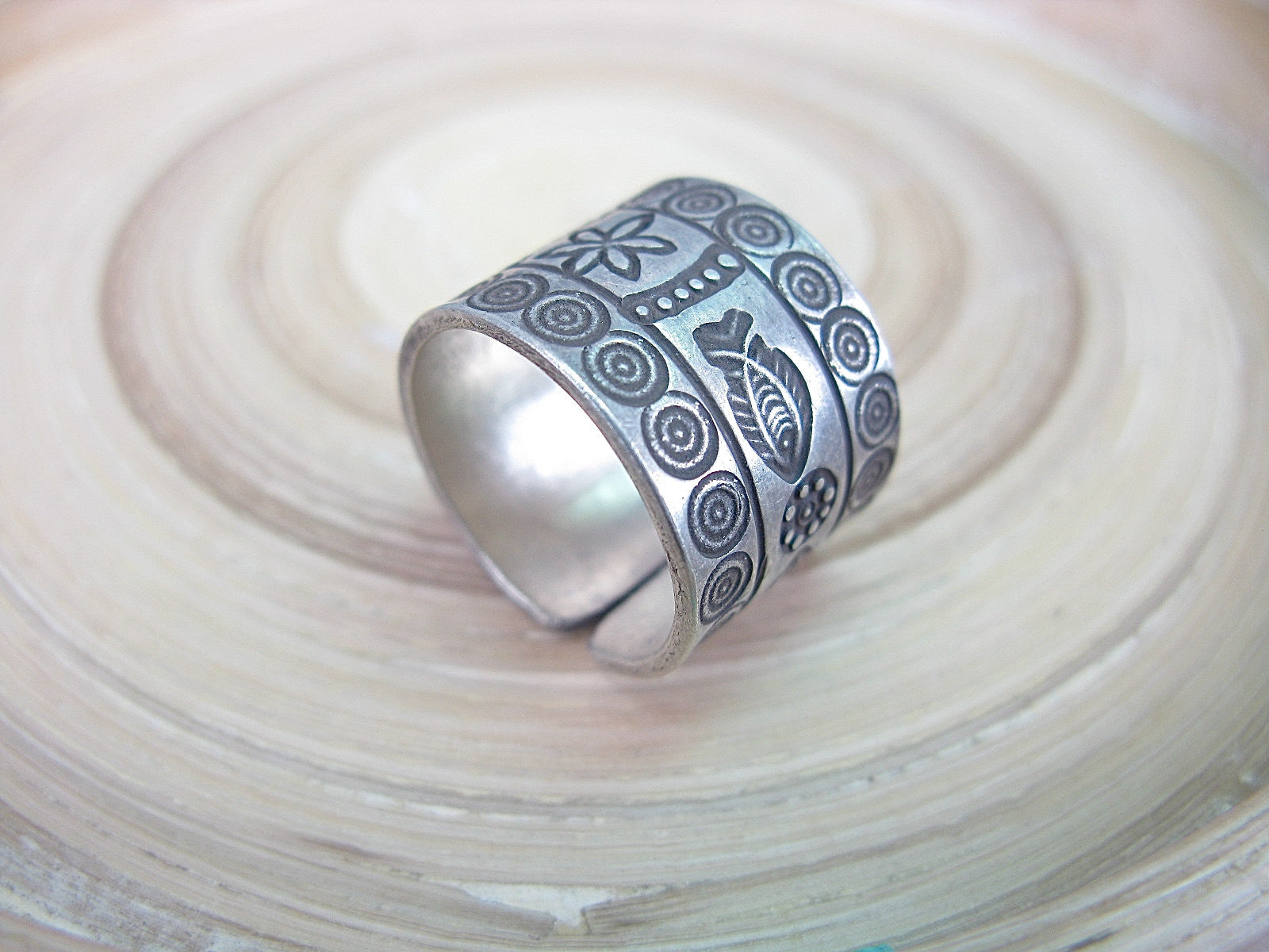 Engrave Fish Tribal Crafted Oxidized 925 Sterling Silver Ring Ring Faith Owl - Faith Owl