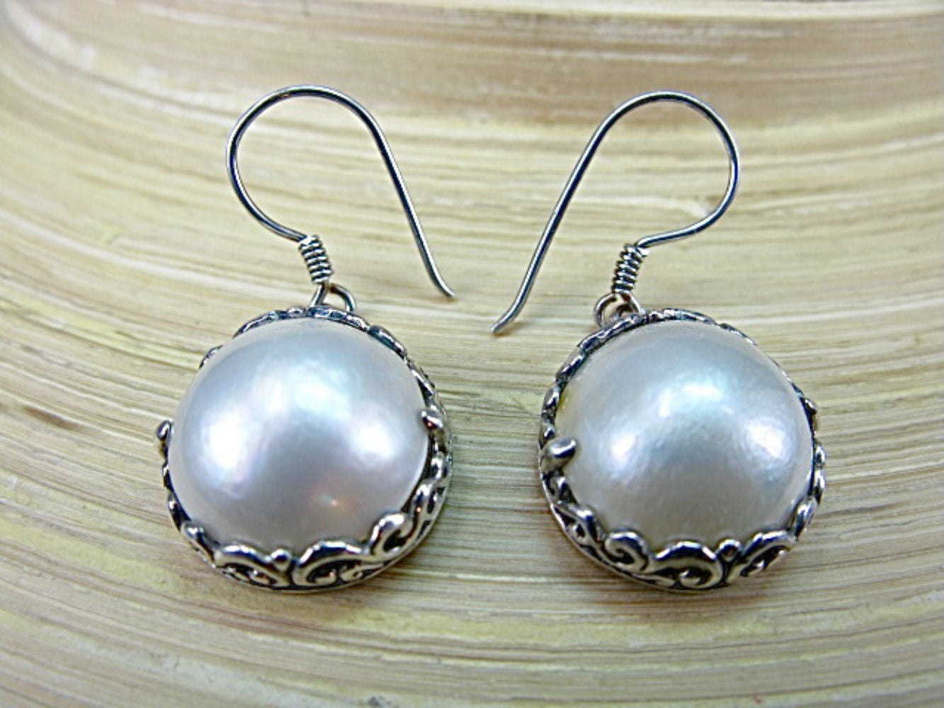 FIligree Round Mother of Pearl 925 Sterling Silver Earrings