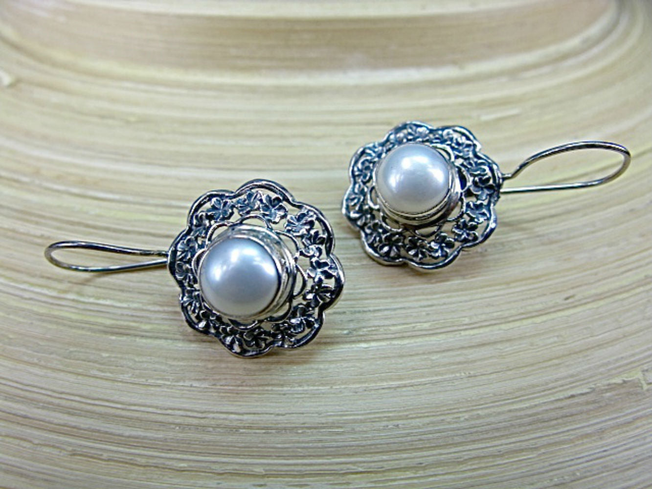 Filigree Flower Round Mother of Pearl 925 Sterling Silver Earrings