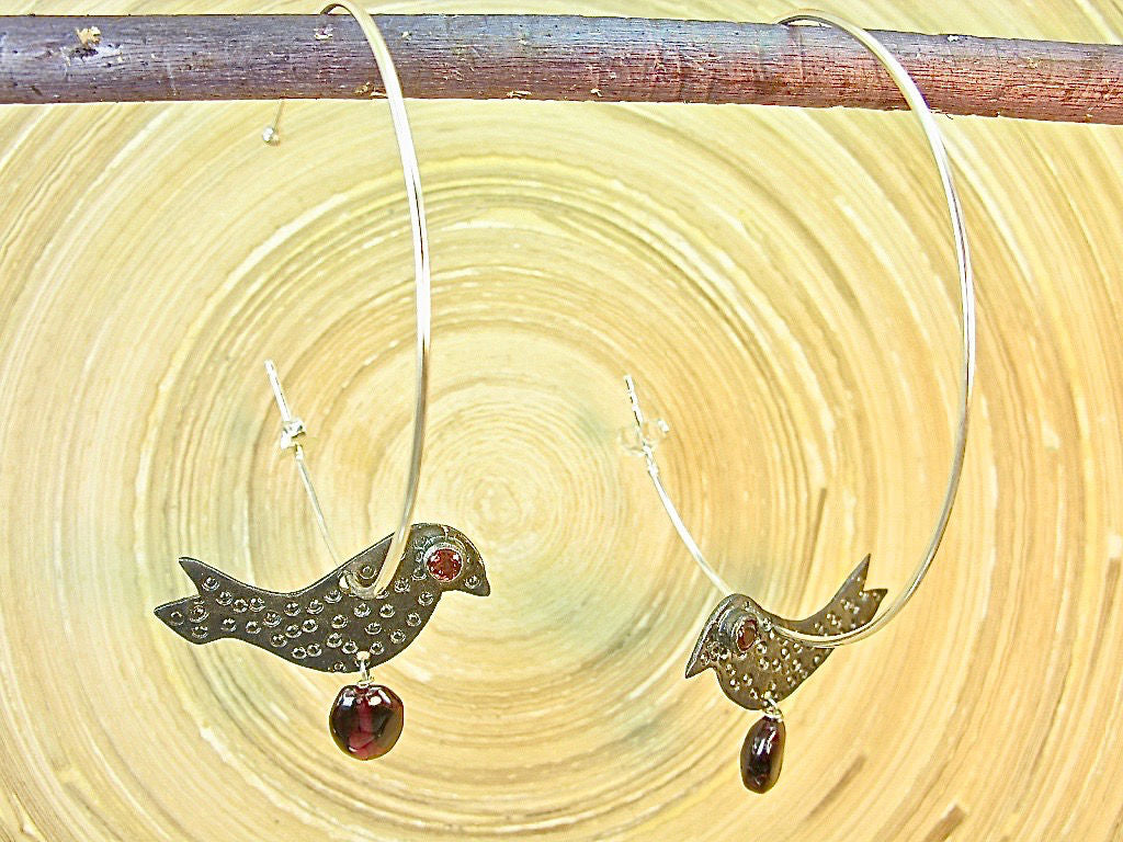 Bird Garnet Hammered Oxidized 925 Sterling Silver Hoop Earrings