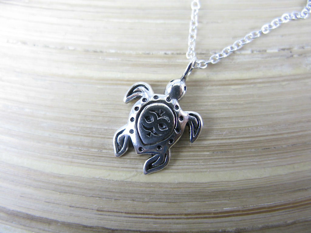 Turtle Pendant Chain Necklace in 925 Sterling Silver