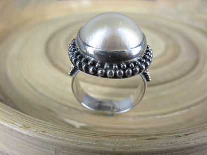 Large Mother of Pearl Balinese Bead 925 Sterling Silver Ring